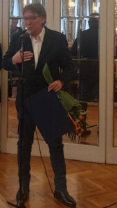 Slobodanu Šijanu, Darku Bajiću, Veri Vlajić i Miroslavu Jeliću Povelja za životno delo 3