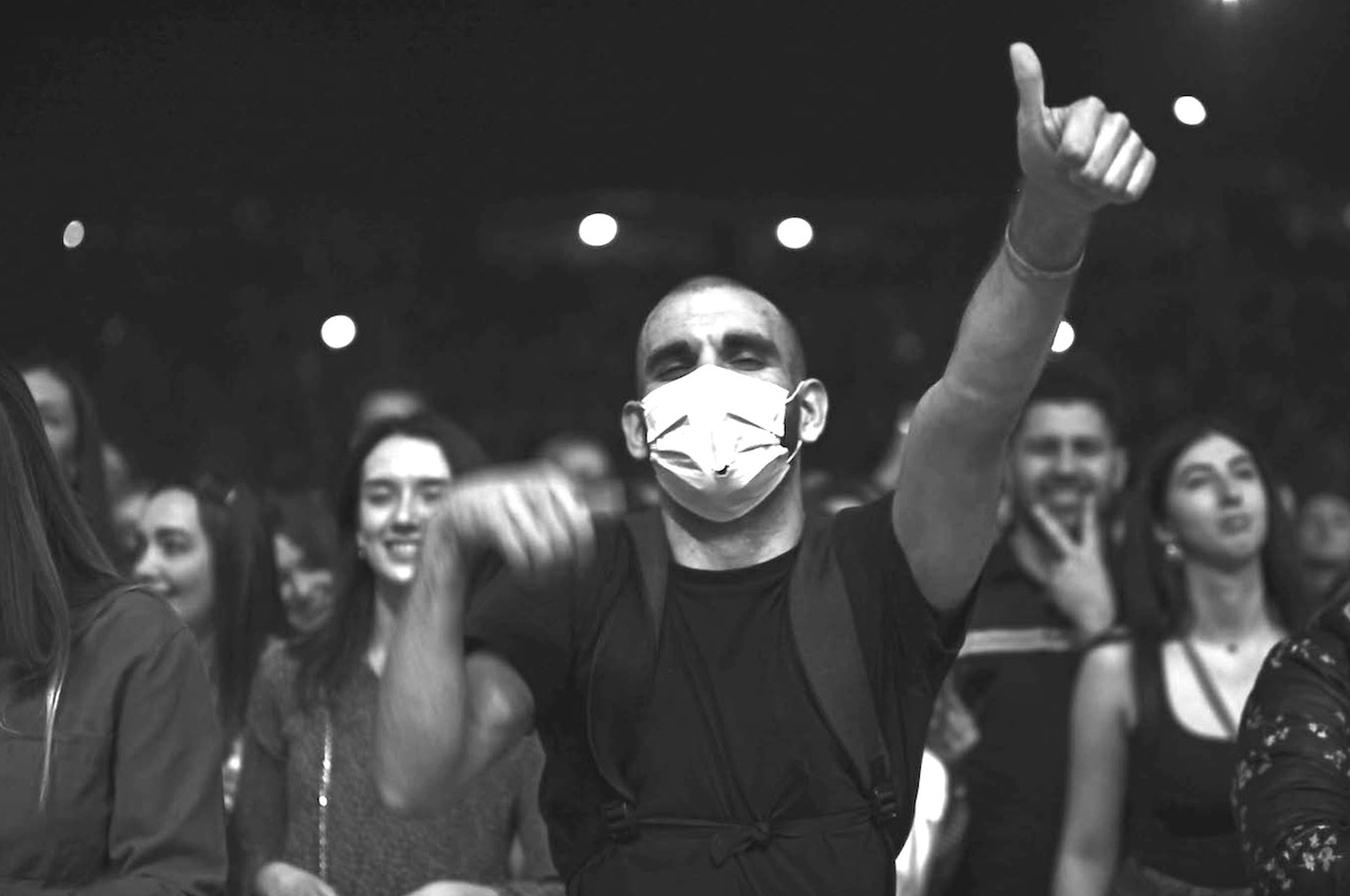 (FOTO) Bez selfija, mobilnih i maski - trenuci zaustavljeni u vremenu na fotografijama Dragana Teodorovića Zeka 14