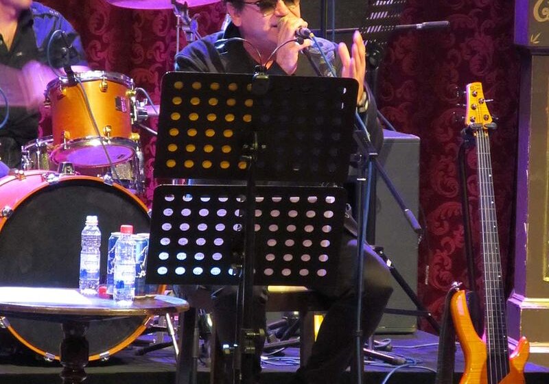 Žera iz Crvene jabuke o vlasnici zadnjice s omota njihovog prvog albuma: “Ta devojka je danas jedna ozbiljna gospođa“ 1