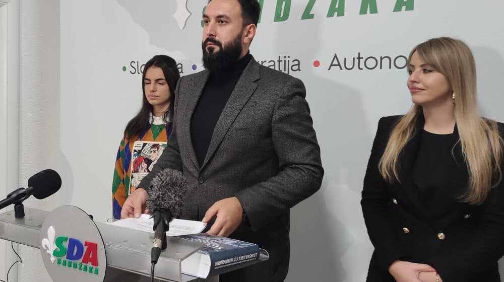 “Izbegao da govori o stvarnim problemima Bošnjaka i svih građana Sandžaka": Imamović kritikovao govor Zukorlića u Strazburu 1