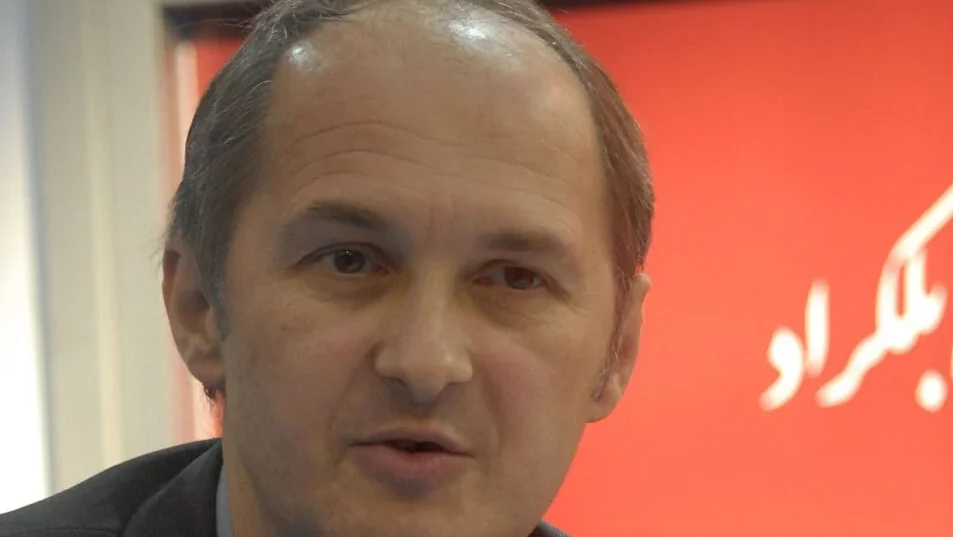 Promocija nove knjige pesama "Dok tonemo u mrak" Gojka Božovića u Srpskom književnom društvu 1