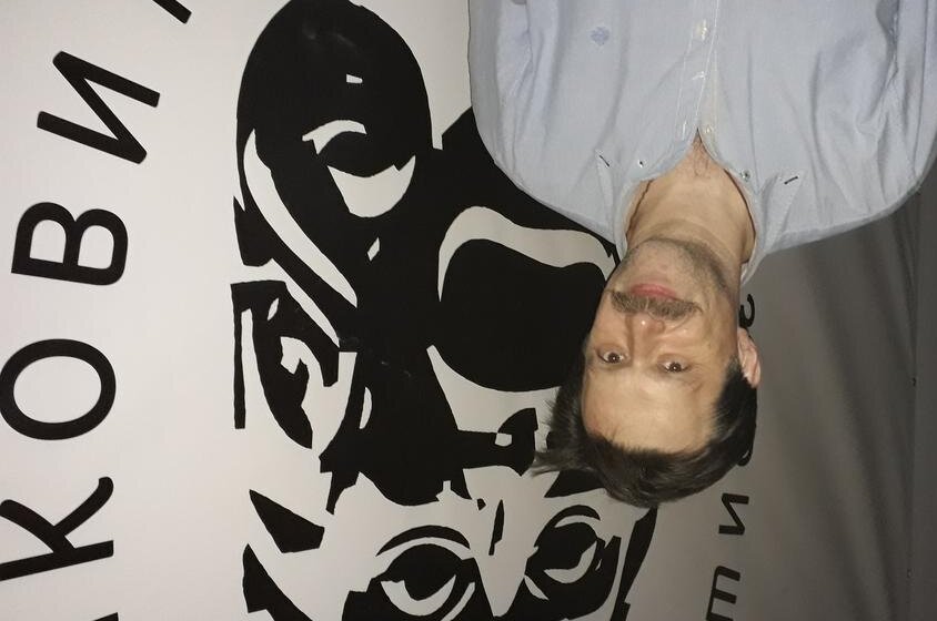 Zašto je Hadži Nenad Maričić zaslužio da bude proglašen za Glumca godine u Vranju ? 1