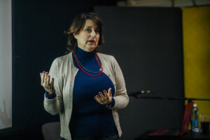 Dr Jelena Erdeljan o Holokaustu i umetnosti: Vizuelne beleške svakodnevnog pakla 14