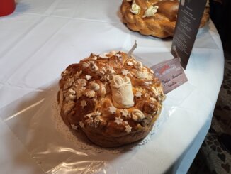 Izložba božićnjaka u Subotici Kolač bez kojeg nema Božića: Kako se pravi božićnjak i koja je njegova simbolika 10