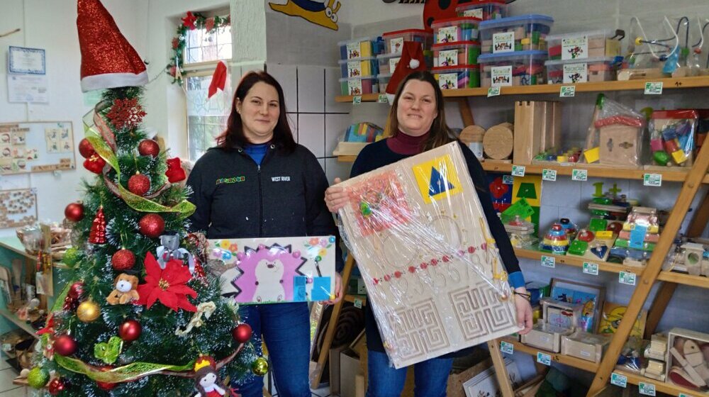 "Radimo iz srca": Sestre iz Subotice prave ekološke igračke za mališane 1