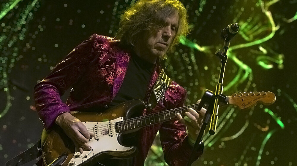 Deo bendova Parni valjak i Azra - Jurica Pađen i sastav Aerodrom Pančevcima poklanjaju u besplatan koncert 1