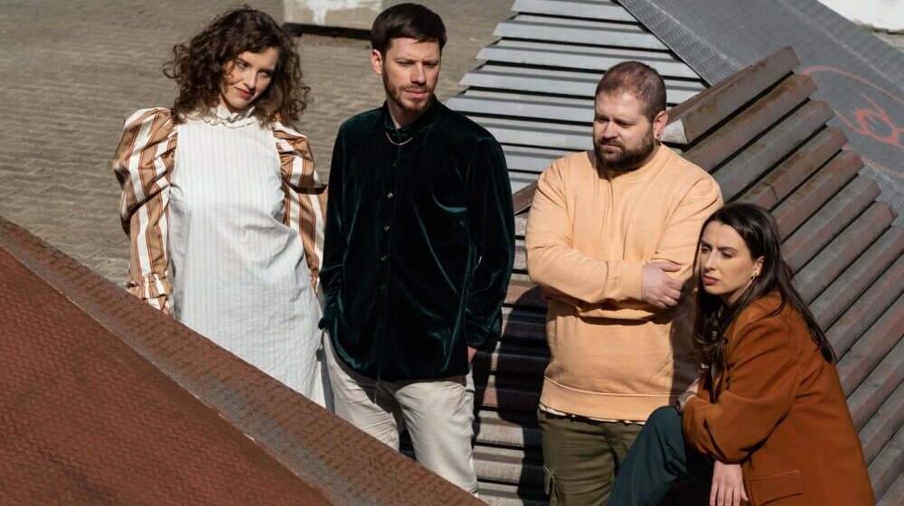 Glasajte za KOIKOI - prvi Srpski bend nominovan za Music Moves Europe Awards 1