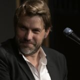 Veče poezije pesnika Marka Miloševića u Rimskoj dvorani Biblioteke grada Beograda: Kao u filmu "Nebo nad Berlinom" ništa nije važnije od susreta muškarca i žene 1