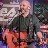 Druženje za šankom, sa Miletom Kekinom u zemunskom klubu Fest 2