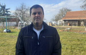 Meštani ogorčeni na užičku vlast: Ni posle dugogodišnjih obećanja nije asfaltiran put do vodovoda u Gajevima 2 Meštani ogorčeni na užičku vlast: Ni posle dugogodišnjih obećanja nije asfaltiran put do vodovoda u Gajevima 2