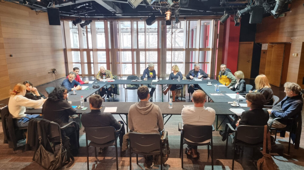 U Jugoslovenskom dramskom pozorištu započele probe za „Razvojni put Bore Šnajdera“, u režiji Egona Savina 1