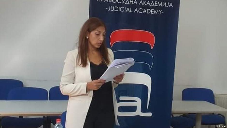 "Moje se znalo - kuća i deca": Osam istinitih priča o životu Romkinja u Srbiji 8 "Moje se znalo - kuća i deca": Osam istinitih priča o životu Romkinja u Srbiji 8