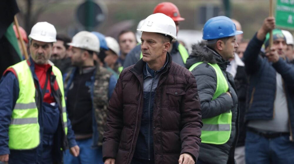 Nema dobre plate za hleb od sedam kora: Kako žive rudari u Srbiji?