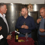 "Ne smeta Kurtiju srpsko vino, već odlučnost Srba da ostanu": Dalibor Jevtić povodom zaplene preko 40.000 litara vina u Velikoj Hoči 1