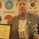 Profesor engleskog iz Paraćina proglašen za najboljeg edukatora na svetu 5