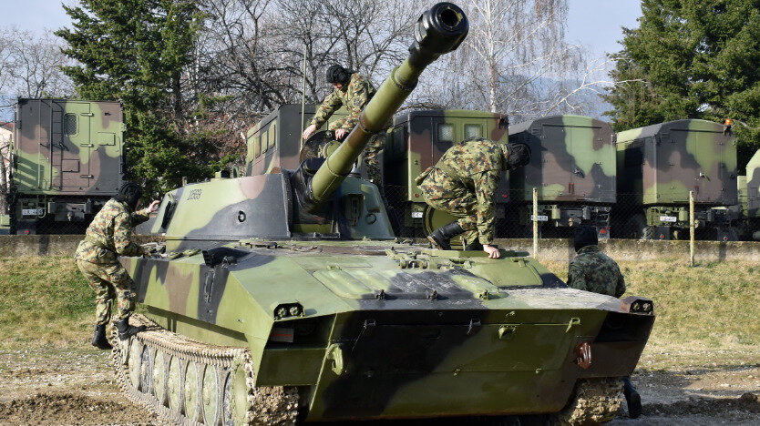 Ponoš: Kad je Vučić ljut podigne se gotovost, a kad je mnogo ljut – šest haubica 1