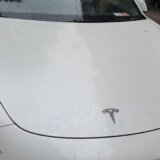 Rekordan sunovrat akcija Tesle: Kompanija sada vredi malo manje nego Folksvagen, Tojota, BMW, Ford, Hjundai i Dženeral motors zajedno 9