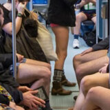 Dan kada je dozvoljeno voziti se metroom bez pantalona 12