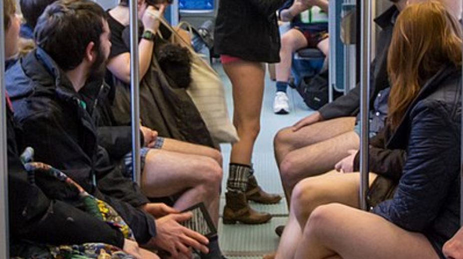 Dan kada je dozvoljeno voziti se metroom bez pantalona 1
