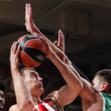 Crvena zvezda pobedila Žalgiris, deseti uzastopni trijumf Duška Ivanovića na klupi crveno-belih 6