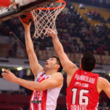 Crvena zvezda pobedila Olimpijakos u Pireju 5
