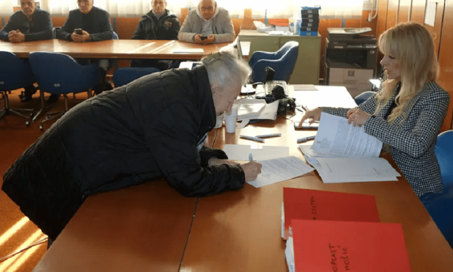 Sremska Mitrovica: Potpisani ugovori za energetsku sanaciju kuća i stanova 1
