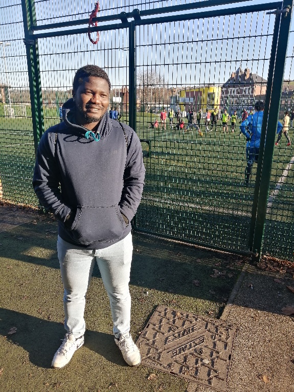 “Ljudi se integrišu sa ljudima koji su im slični”: Reportaža profesorke FPN za Danas o integraciji migranata u Velikoj Britaniji 2 “Ljudi se integrišu sa ljudima koji su im slični”: Reportaža profesorke FPN za Danas o integraciji migranata u Velikoj Britaniji 1