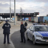 UNS: Protest zbog zabrane ulaska na Kosovo novinaru Tanjuga 5