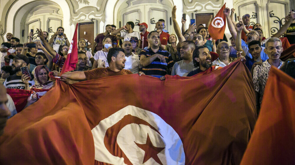 Tunis u krizi zbog politike sve autoritarnijeg predsednika i pred kolapsom privrede 1