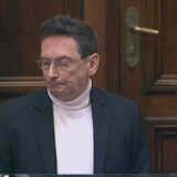 Bakarec poslao "24.000 poljubaca opoziciji" 2