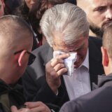 Tokom protesta usred samita EU-ZB u Tirani povređen Beriša 13