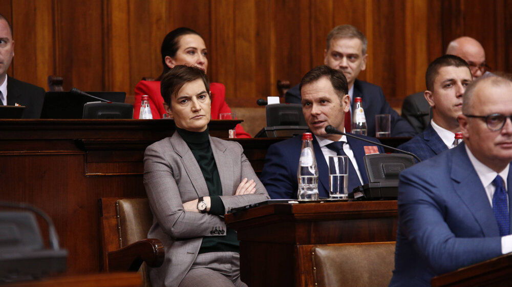 Poslanici usvojili budžet za narednu godinu: Šta kaže Vlada, a šta opozicija 1