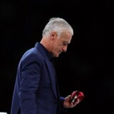 Dešan ima rok do kraja godine da odluči da li ostaje selektor Francuske 9