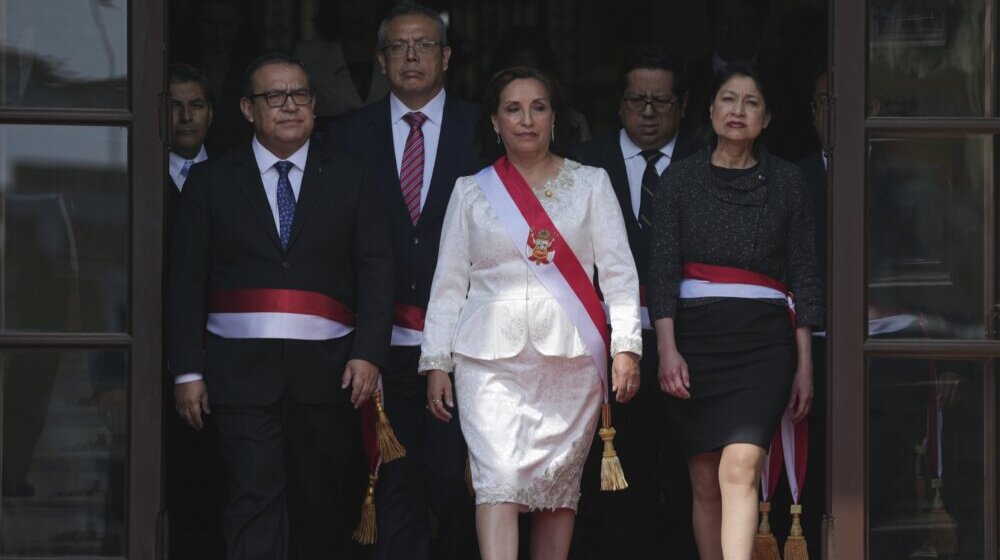 Predsednica Perua isključila mogućnost ostavke 1