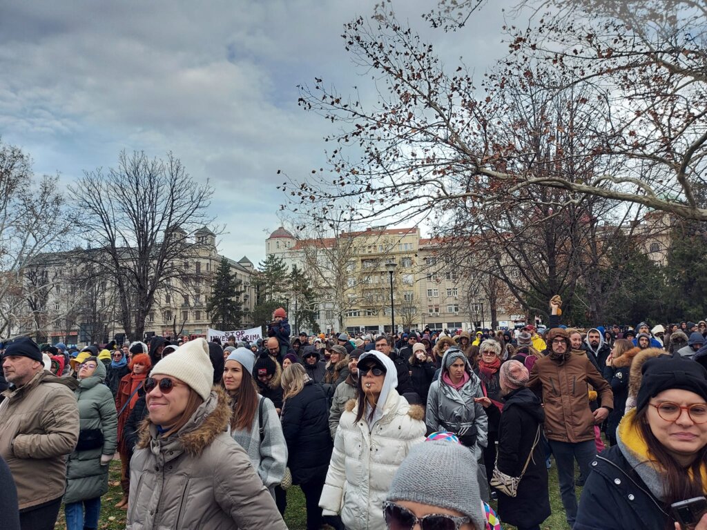 Organizatori očekivali veći broj građana: Završen protest protiv aerozagađenja u Beogradu (FOTO/VIDEO) 2