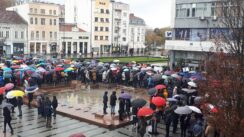 foto, protest prosvetnih radnika 4, foto biljana ljubisavljevic Protest prosvetnih radnika u Nišu: Potrebne su ozbiljne kazne za nasilne učenike i za neodgovorne roditelje 4