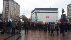 foto, protest prosvetnih radnika 5, foto biljana ljubisavljevic Protest prosvetnih radnika u Nišu: Potrebne su ozbiljne kazne za nasilne učenike i za neodgovorne roditelje 5