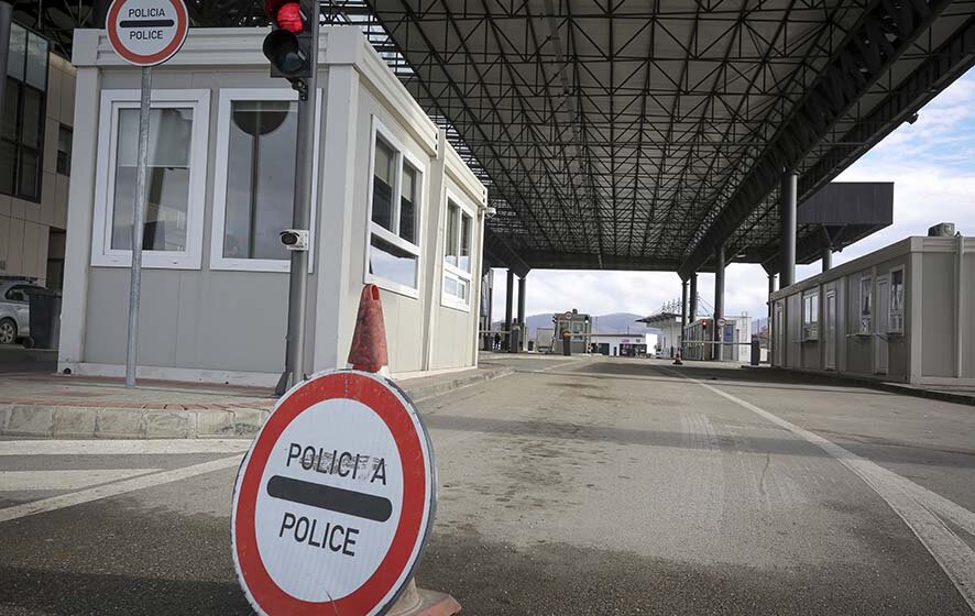 Na prelazu Merdare vozila se zdržavaju do sedam sati 1