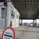 Na prelazu Merdare vozila se zdržavaju do sedam sati 14