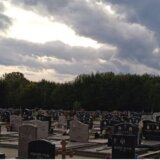 Koliko koštaju sahrane u Srbiji i gde ljudi sahranjuju svoje najmilije po selima: Pojedini sami kopaju rake da bi uštedeli 11