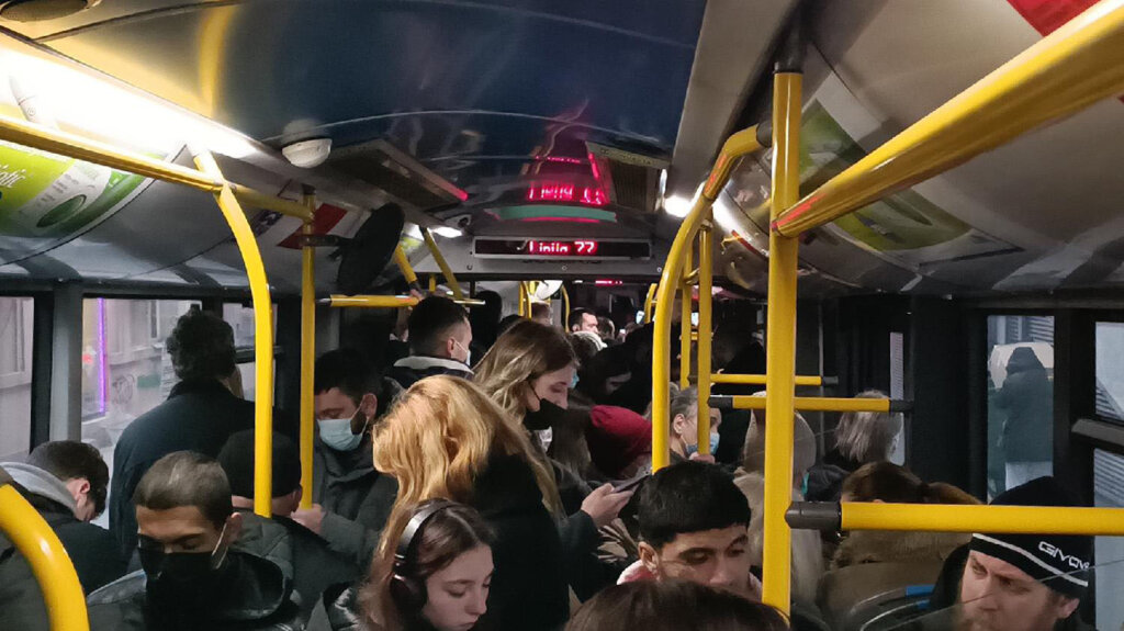 Kako izgleda kontrola karata u beogradskom autobusu: Samo bahato i što bezobraznije 2