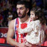 Kampaco posle debija za Zvezdu: Obećavam navijačima da ću uvek davati sve od sebe za ovaj klub 8