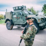 Komandant Kfora: Incidenti u Mitrovici zabrinjavajući, nećemo tolerisati nasilje 10