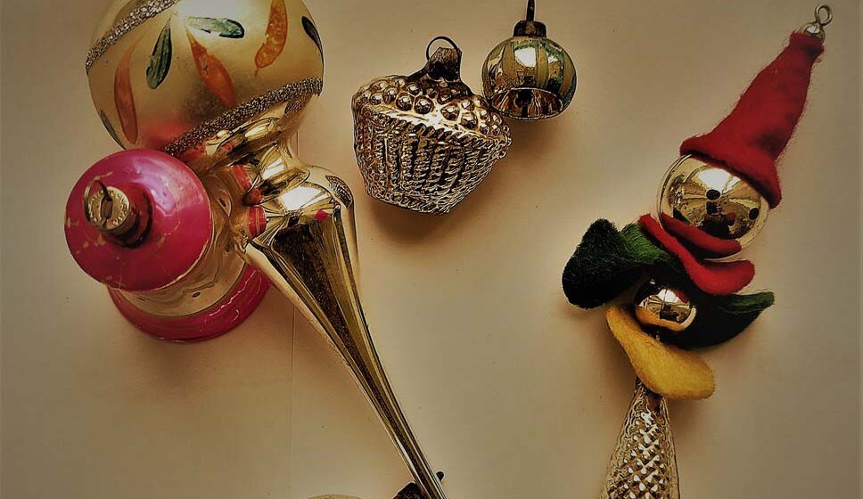 Novogodišnji stakleni ukrasi u Narodnom muzeju Zrenjanin 1 Novogodišnji stakleni ukrasi u Narodnom muzeju Zrenjanin 1