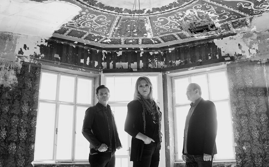 Dva koncerta rokenrol tria LHD: Pucketavi zvuk i fluidna atmosfera toplih melodija 1