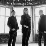 Dva koncerta rokenrol tria LHD: Pucketavi zvuk i fluidna atmosfera toplih melodija 5