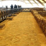 Narodni muzej daje preko dva miliona dinara za usluge obezbeđenja arheološkog nalazišta “Medijana” 6