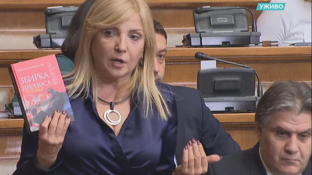 Tatjana Manojlović podnela ostavku na mesto potpredsednice DS: Nadalje ću od politike da se odmaram 1