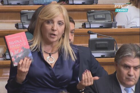 Tatjana Manojlovic Izbor Slavice Đukić Dejanović samo je popunjavanje partijske kvote: Sagovornici Danasa pitaju zašto profesorka ne želi u zasluženu penziju 5