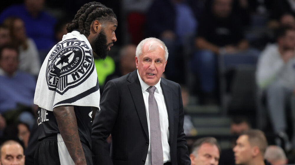 Željko Obradović posle meča sa Efesom: Moraš da uložiš 200 odsto da bi pobedio ovakvog protivnika 1